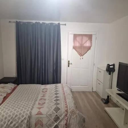 A A 5 Min Du Rer B Le Guichet Apartament