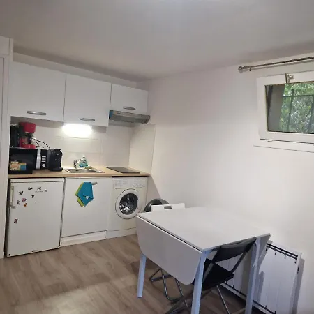 Appartement A A 5 Min Du Rer B Le Guichet
