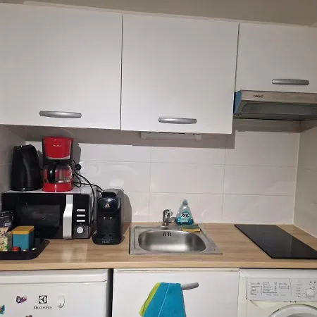 Appartement A A 5 Min Du Rer B Le Guichet