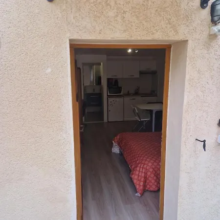 A A 5 Min Du Rer B Le Guichet Orsay